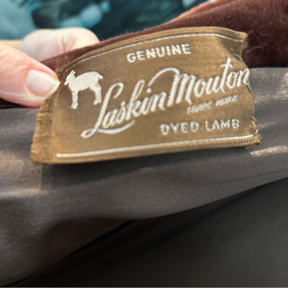 Gimbel Brothers Elegant Vintage Brown Mutton Lamb coat- purchased in 1952 - Picture 5 of 9